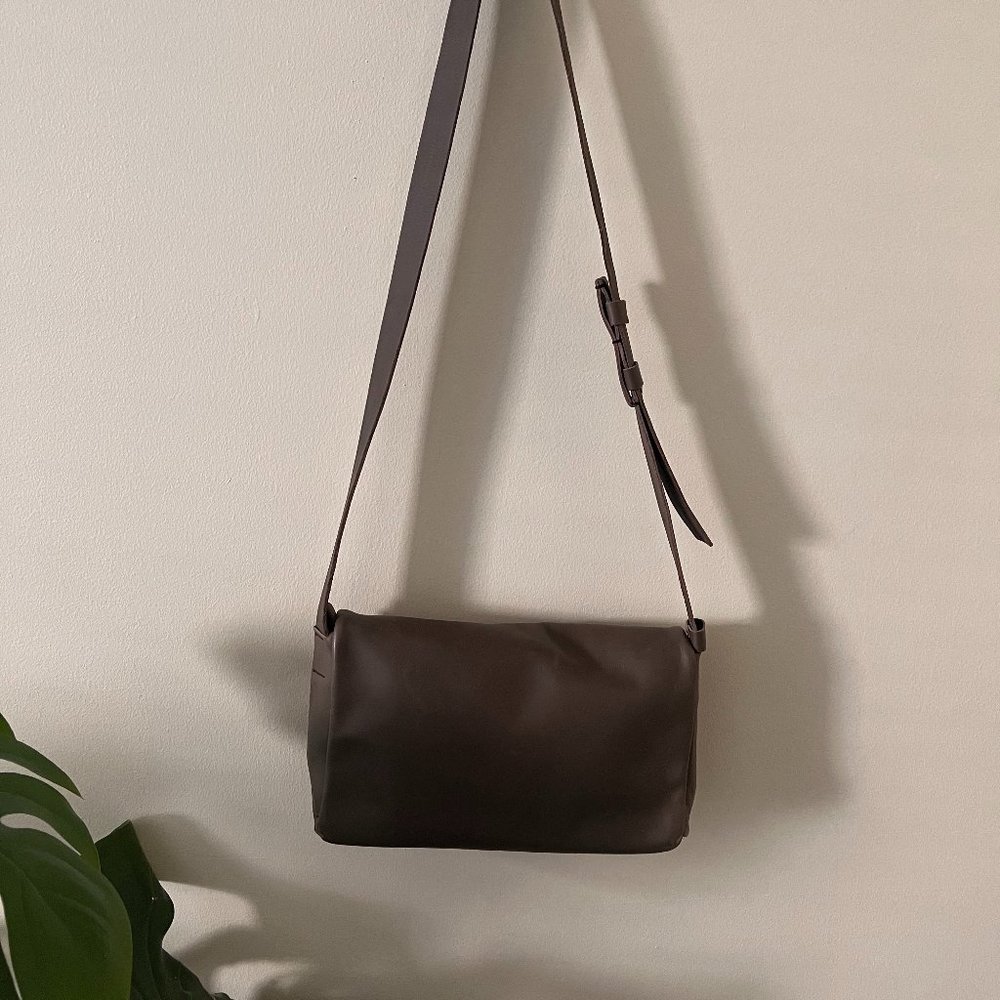 Olive Green Leather Crossbody Handbag Adjustable Strap - Shoulder bag